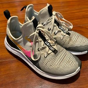 Nike trainers, size 8